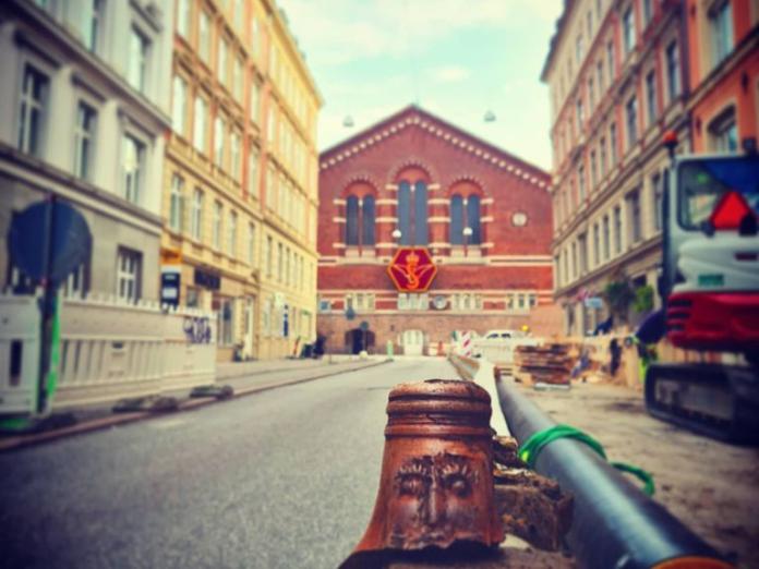 Skår af stentøjsflaske i Istedgade